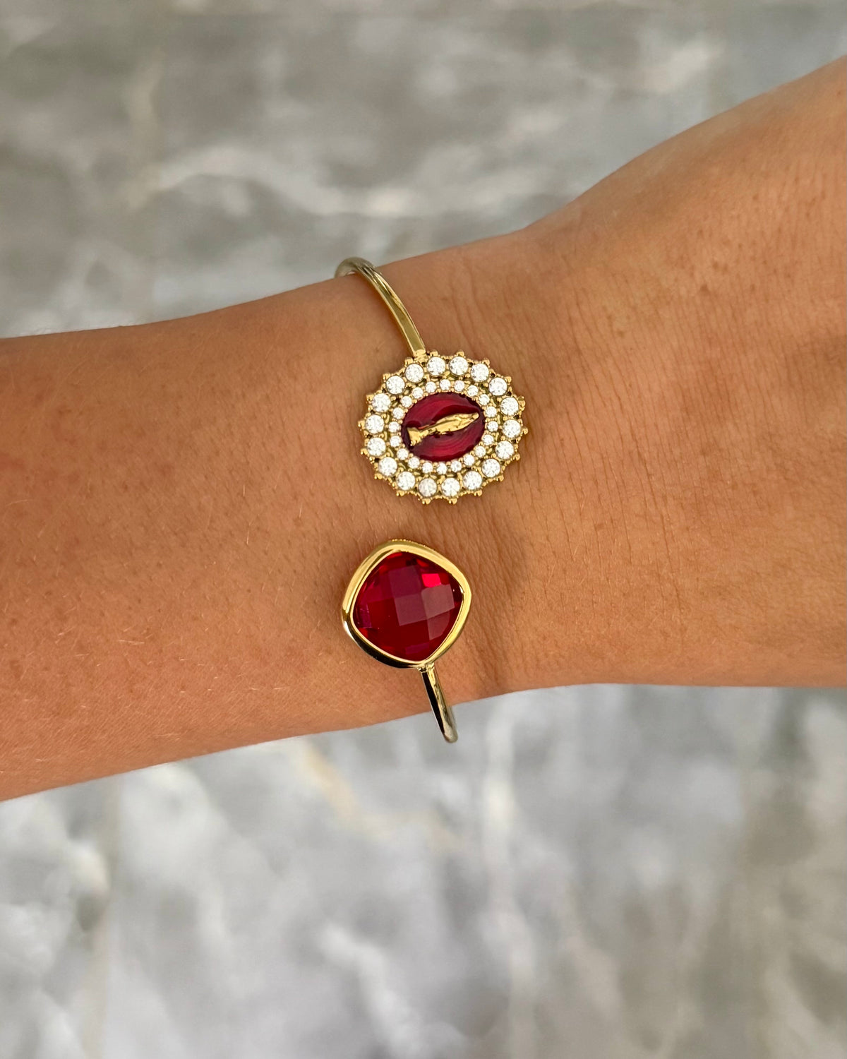 Bracelet Jonc Madone Rouge