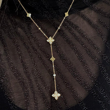 Collier Mina