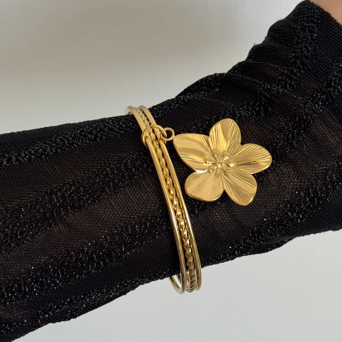 Bracelet Jonc Breloque Sabine Fleur