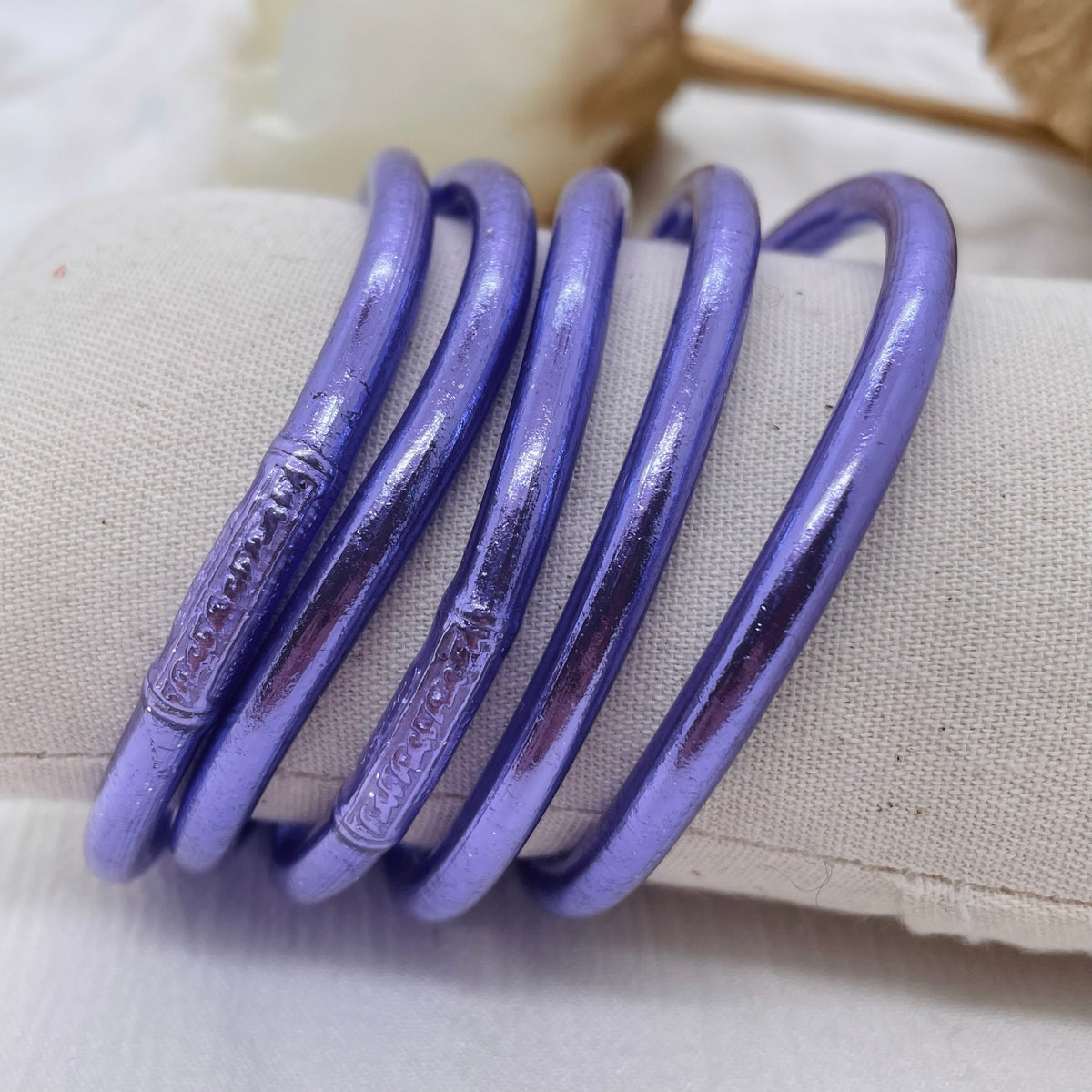 Joncs bouddhistes mantra véritables Lilas